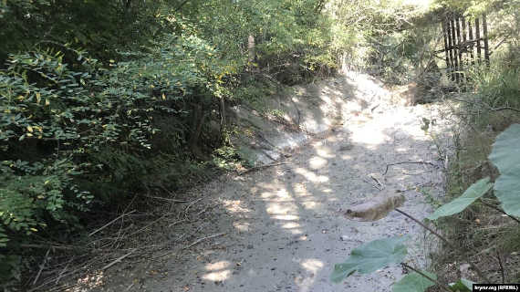 В Белогорском районе Крыма пересохла река Танас