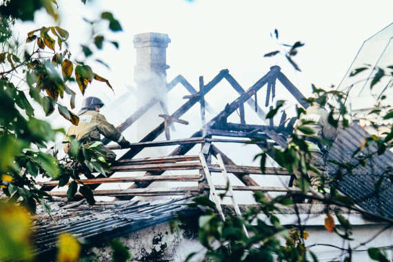 В частном доме по улице Скорятина в Инкермане произошел пожар