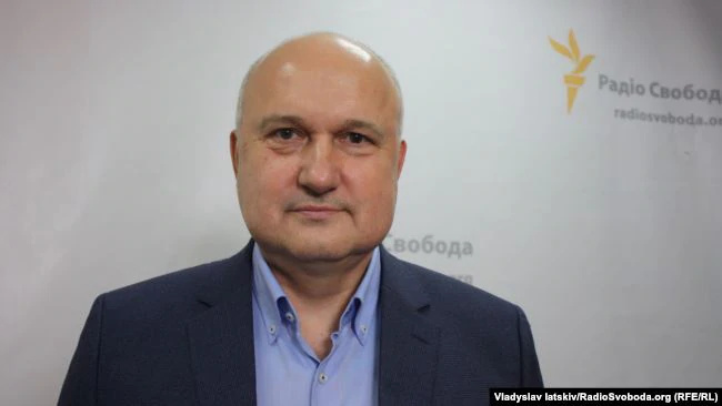 В 2014 году Игорь Смешко был председателем Комитета по вопросам разведки при президенте Украины