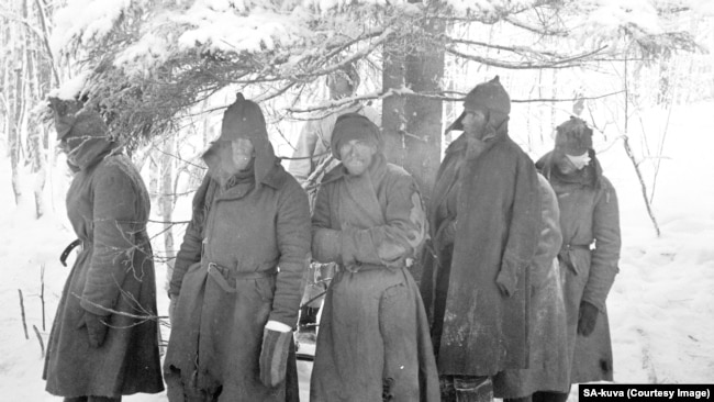 Раненые красноармейцы после захвата в плен в феврале 1940 года в Финляндии