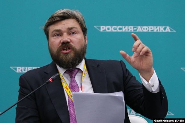 Константин Малофеев стал известен в Украине в 2014 году на фоне оккупации Крыма и войны на Востоке Украины.