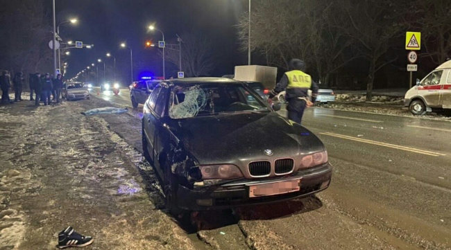 BMW насмерть сбил несовершеннолетнего пешехода