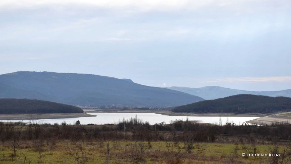 Чернореченское водохранилище, являющееся главным источником воды для Севастополя,