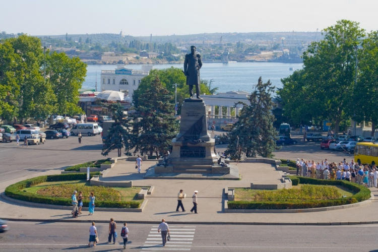 площадь Нахимова Севастополь