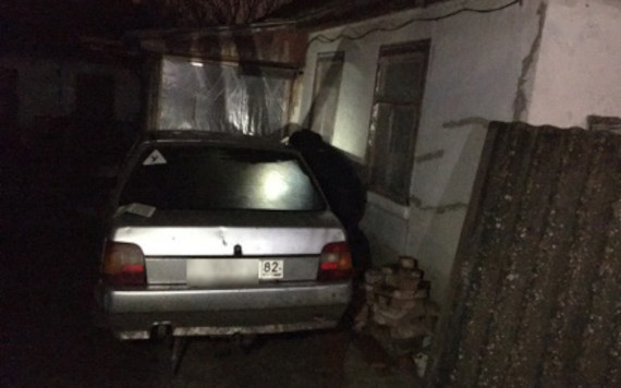 около 21:00 на улице Беляева города Джанкоя водитель автомобиля ЗАЗ совершил наезд на пешехода