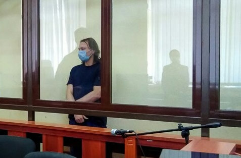 Признать Пилипенко Александра Александровича виновным в совершении преступления