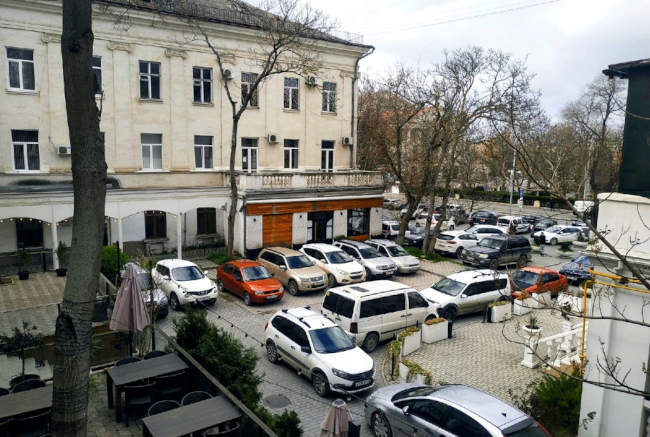 парковка в Севастополе