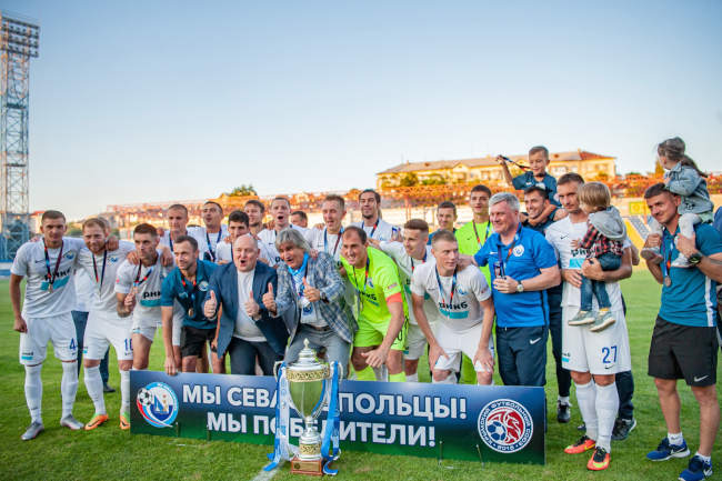 Матчами 28-го тура завершился VI чемпионат Премьер-лиги Крымского футбольного союза сезона-2020/21.