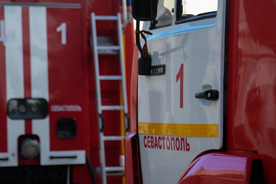 По улице Михайловская в Севастополе 22 июня произошло возгорание в одной из квартир в жилом доме.
