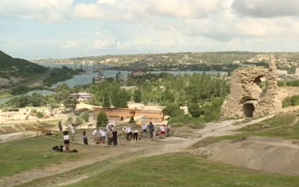 На раскопках в крепости Каламита под Севастополем обнаружили греческий квартал