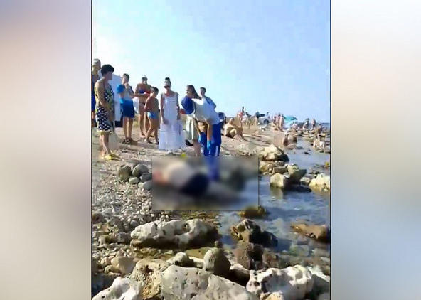В Гагаринском районе Севастополя после купания в море скончался человек. Трагедия произошла вчера на пляже у набережной Андрея Первозванного.