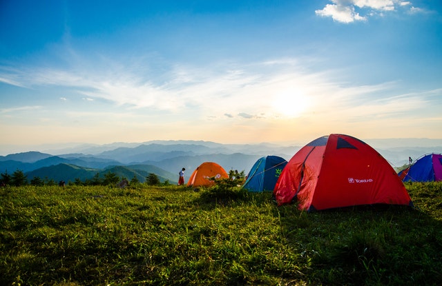 «Дикий» отдых в палатках