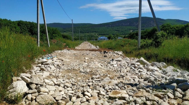 Сотрудники Севприроднадзора выявили несанкционированную свалку строительных отходов и грунта в селе Гончарном