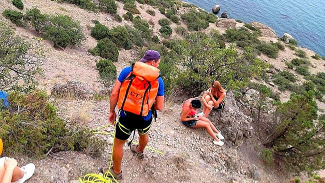 В районе горы Алчак-Кая под Судаком в Крыму заблудились четыре туристки