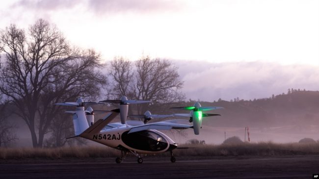 NASA начало летные испытания электрического воздушного такси с вертикальным взлетом и посадкой (eVTOL)