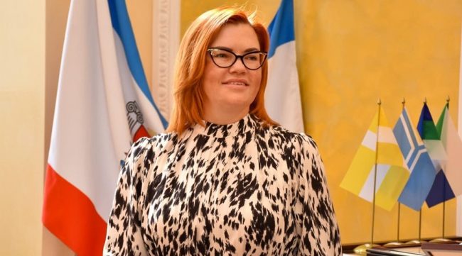 Глава городского совета Евпатории Олеся Харитоненко подозревается в злоупотреблении должностными полномочиями