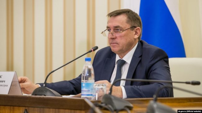 председатель крымского правительства Юрий Гоцанюк