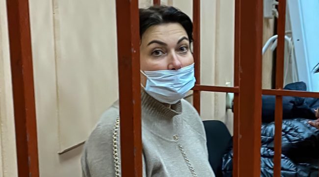 Суд в Москве отправил в СИЗО главу минкульта Крыма Арину Новосельскую