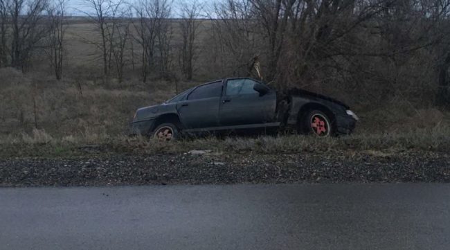 Два человека погибли в аварии, которая произошла сегодня утром в Раздольненском районе Крыма