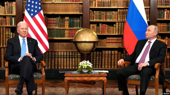 президент США Джо Байден и президент России Владимир Путин