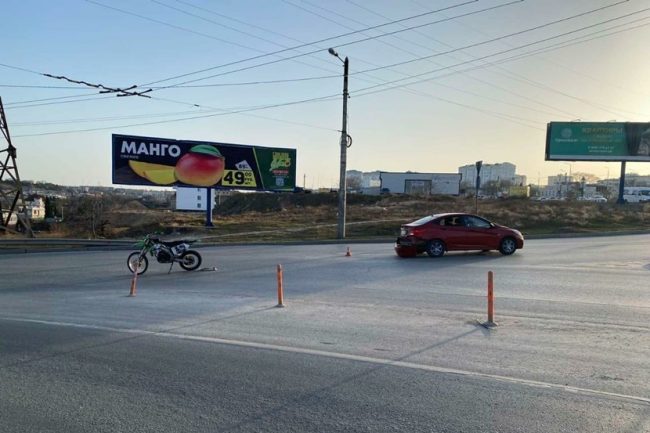 Мотоциклист попал в больницу после ДТП в Севастополе