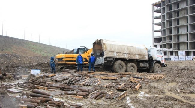 В поселке Мирное Симферопольского района при проведении строительных работ было обнаружено более двух тысяч взрывоопасных предметов