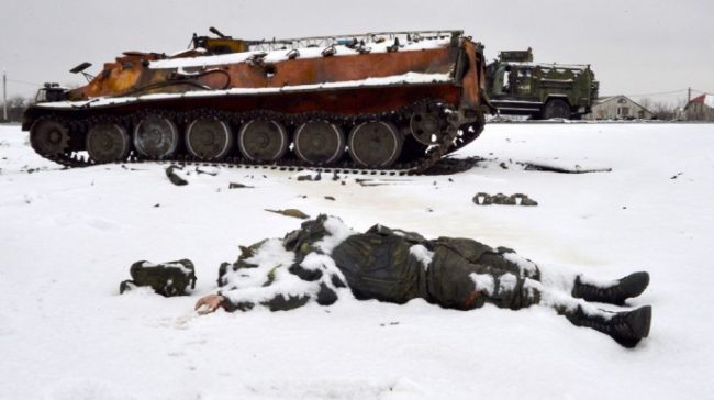 в ходе полномасштабной войны против Украины уже погибло более 7000 российских военных