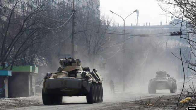 Россия продолжает направлять свои силы на восток Украины, в частности, направляя туда наемников из «ЧВК Вагнера»
