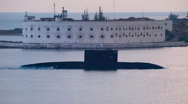 «Алроса» – дизель-электрическая подводная лодка проекта 877В «Палтус», входящая в состав 4-й отдельной бригады подводных лодок Черноморского флота ВМФ России